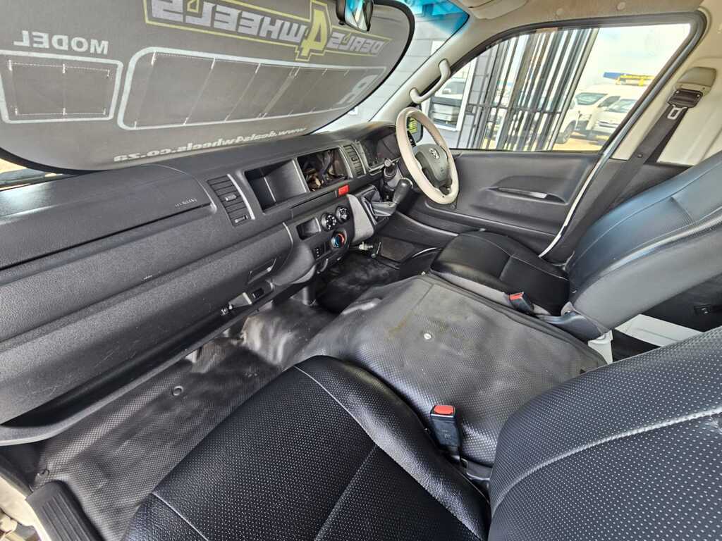 2021 TOYOTA QUANTUM/HIACE 2.5 D-4D SESFIKILE 16s