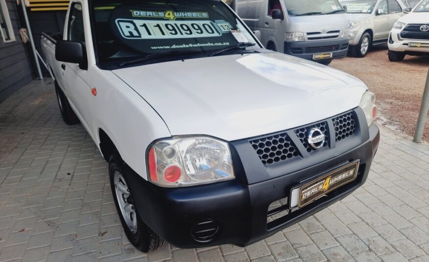 2013 NISSAN HARDBODY NP300 2.0i S LWB (K09/K38) P/U S/C