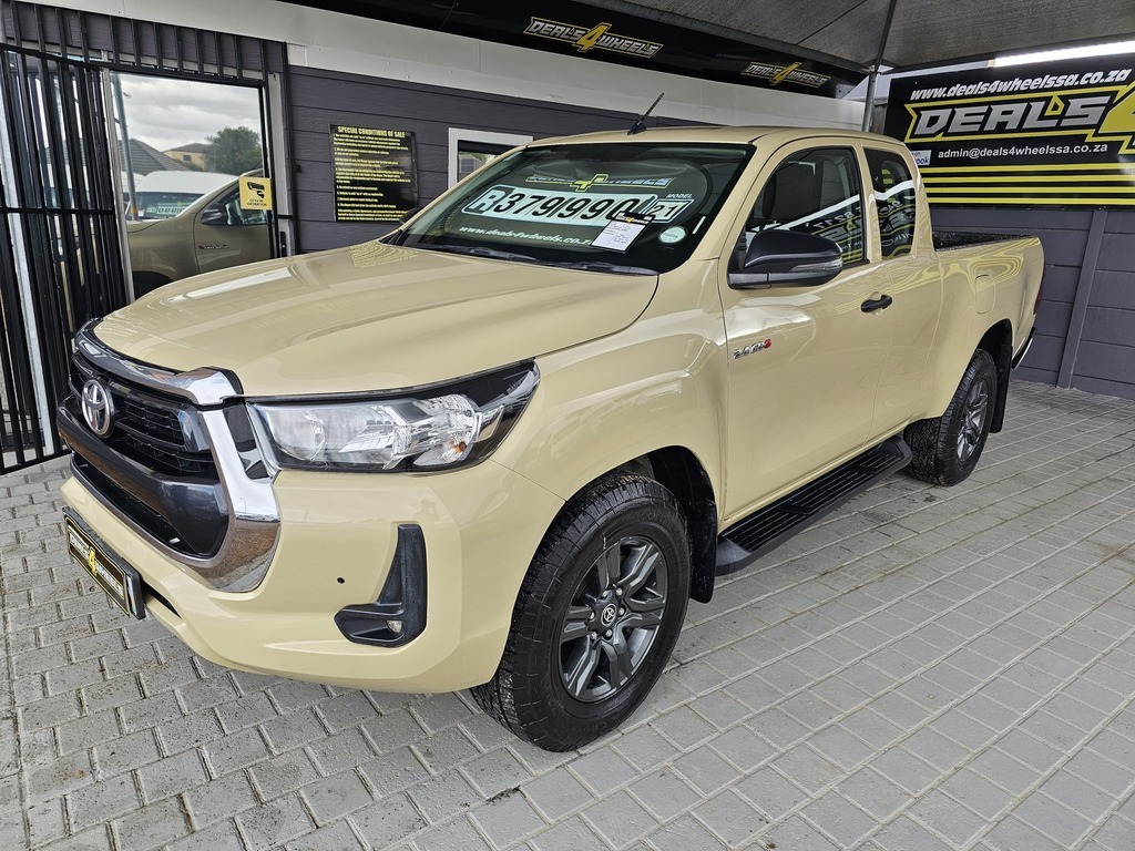 2021 TOYOTA HILUX 2.4 GD-6 RB RAIDER P/U E/CAB