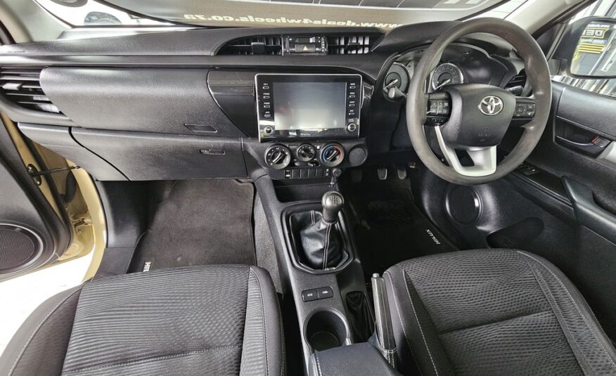 2021 TOYOTA HILUX 2.4 GD-6 RB RAIDER P/U E/CAB