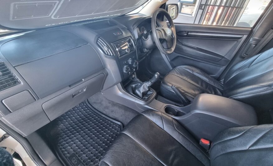 2014 ISUZU KB 250 D-TEQ LE P/U E/CAB