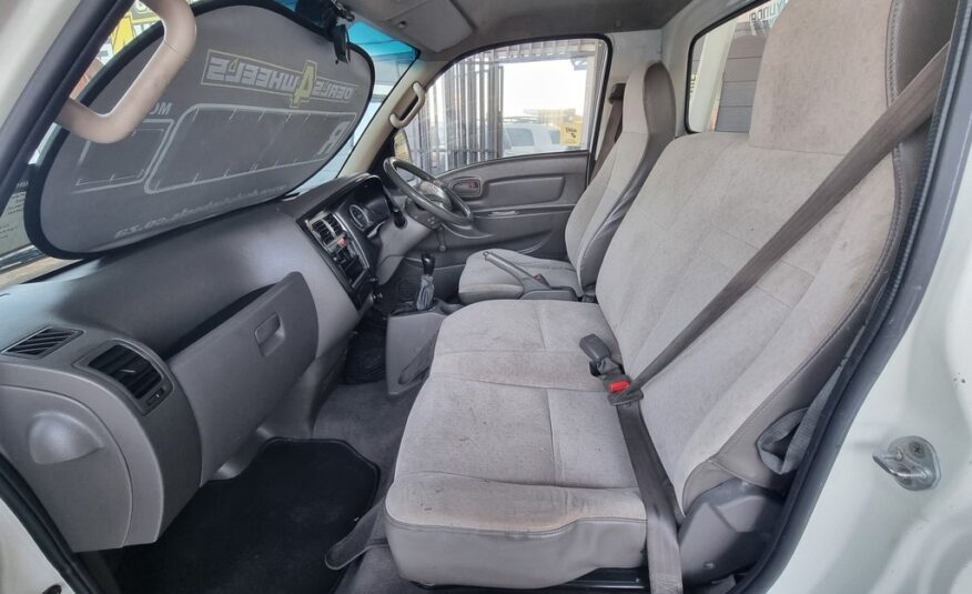 2018 HYUNDAI H100 2.6D F/C D/S