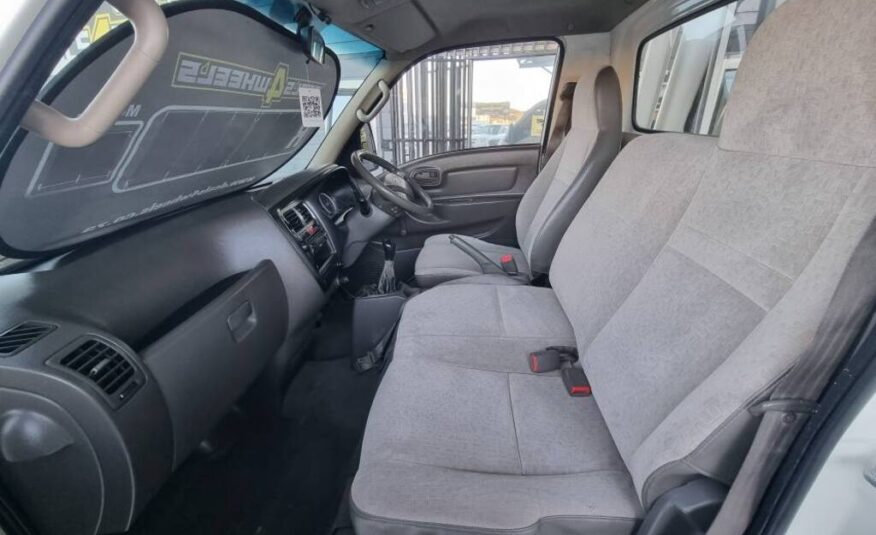 2016 HYUNDAI H100 2.6D F/C D/S