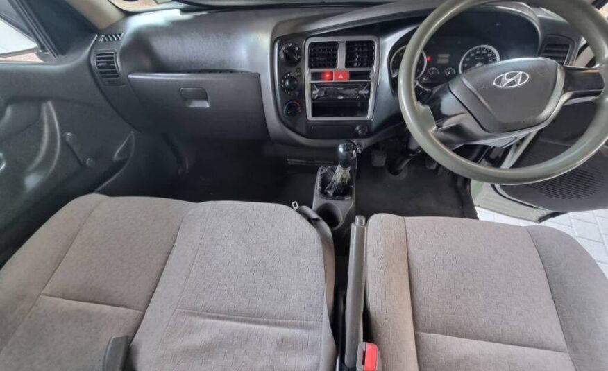 2016 HYUNDAI H100 2.6D F/C D/S