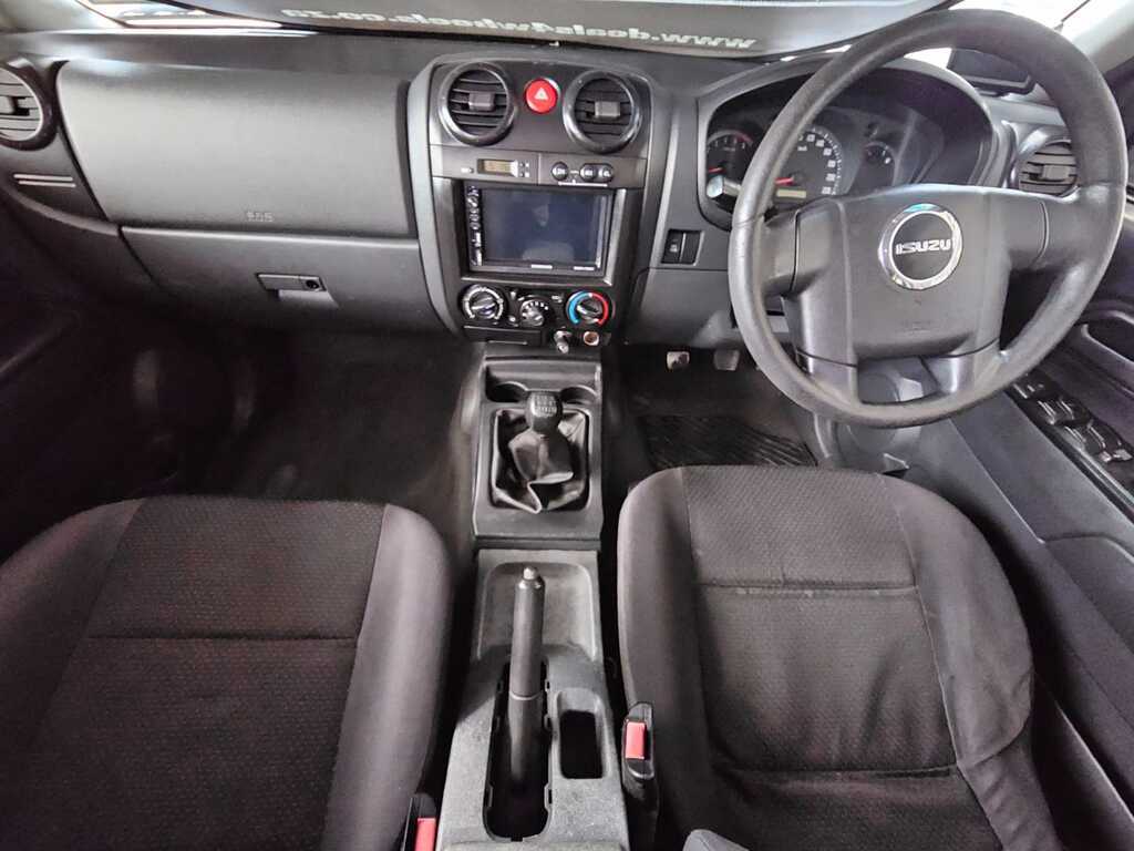 2010 ISUZU KB250D-TEQ LE P/U D/C