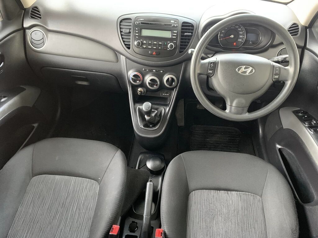2013 HYUNDAI i10 1.1 GLS/MOTION