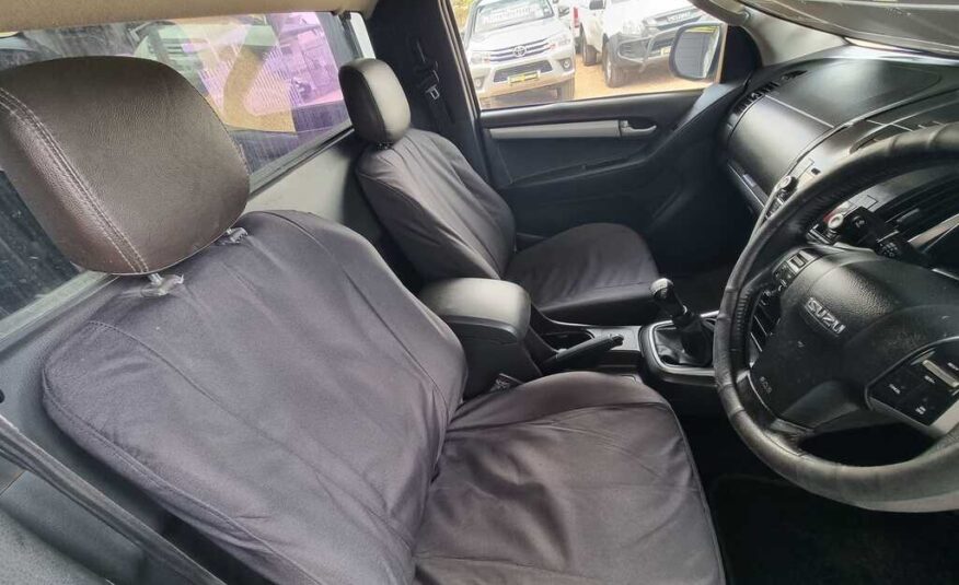 2013 ISUZU KB 300 D-TEQ LX P/U S/C