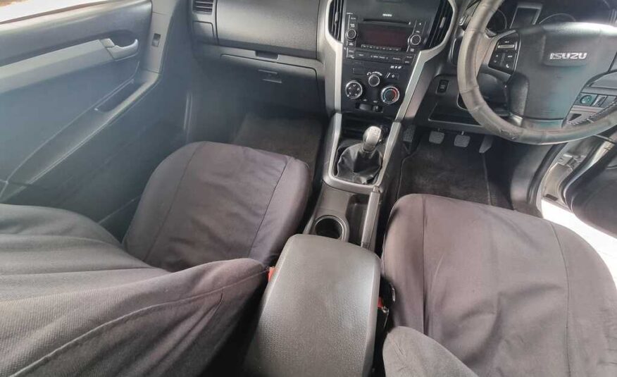 2013 ISUZU KB 300 D-TEQ LX P/U S/C
