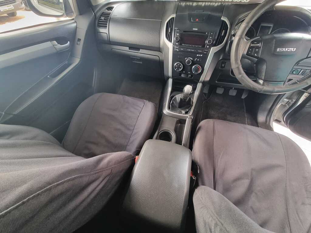 2013 ISUZU KB 300 D-TEQ LX P/U S/C