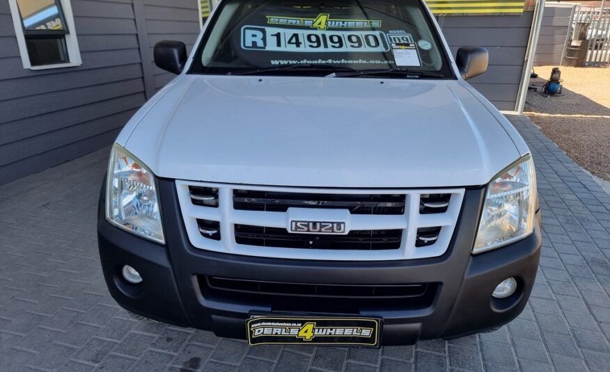 2009 ISUZU KB240 LE P/U D/C