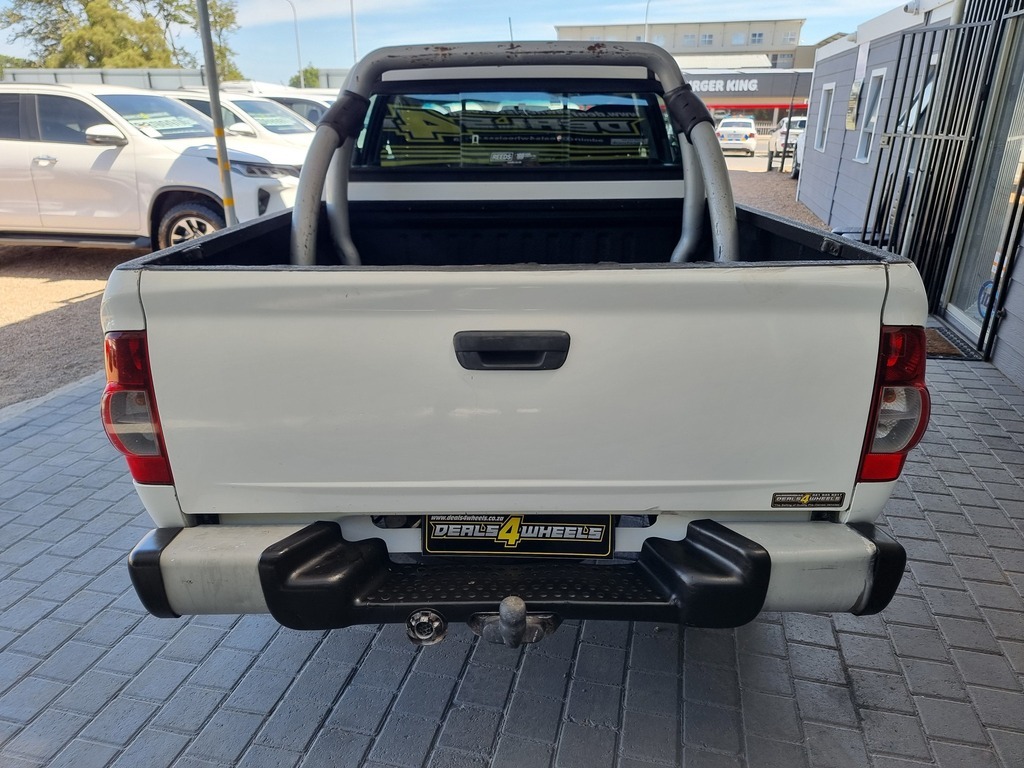 2009 ISUZU KB240 LE P/U D/C