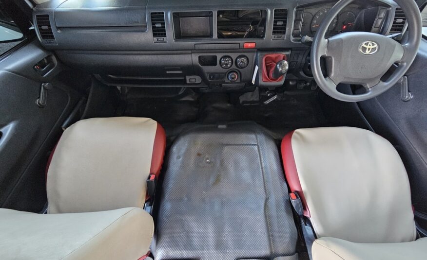 2021 TOYOTA QUANTUM/HIACE 2.5 D-4D SESFIKILE 16s