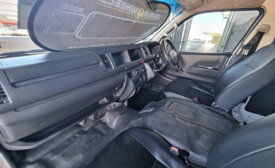 2019 TOYOTA QUANTUM 2.5 D-4D SESFIKILE 15s