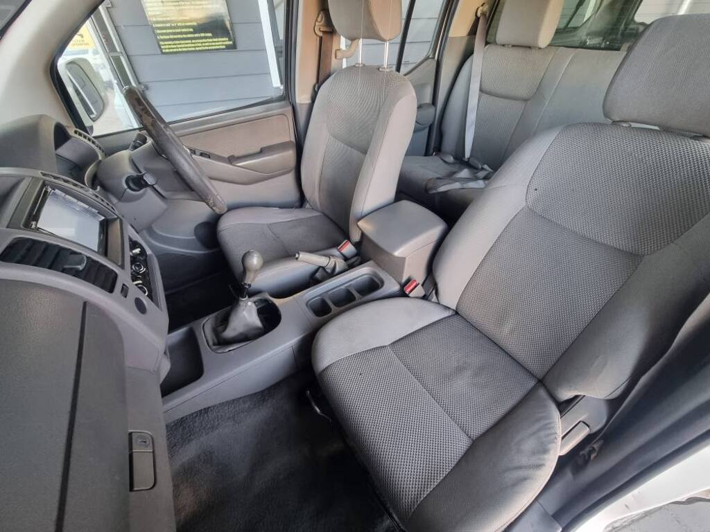 2011 NISSAN NAVARA 2.5 dCi LE P/U D/C