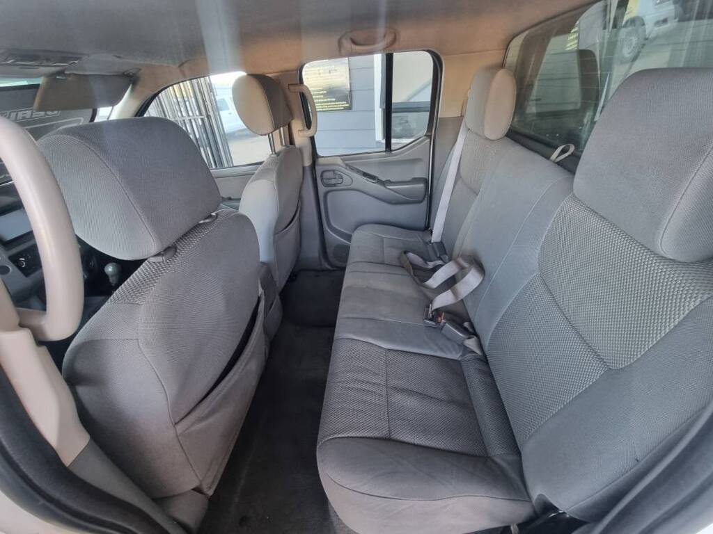 2011 NISSAN NAVARA 2.5 dCi LE P/U D/C