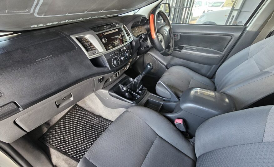 2014 TOYOTA HILUX 2.5D-4D SRX 4X4 P/U D/C