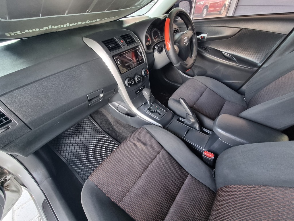 2015 TOYOTA COROLLA QUEST 1.6 A/T