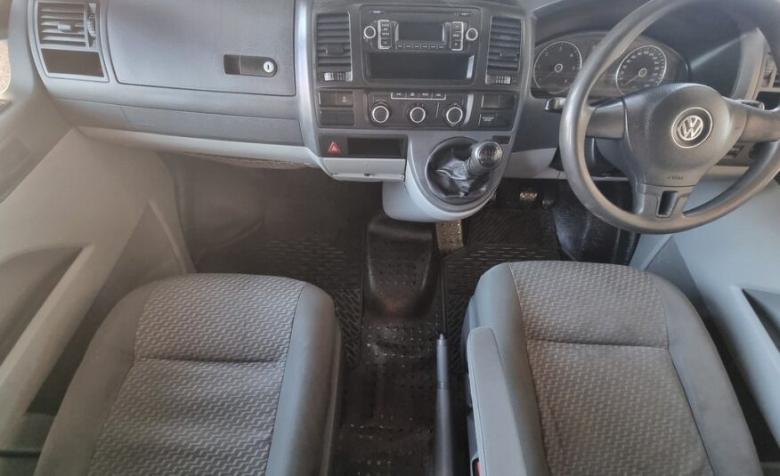 2013 VOLKSWAGEN T5 KOMBI 2.0 TDi (75KW) BASE (TRENDLINE)