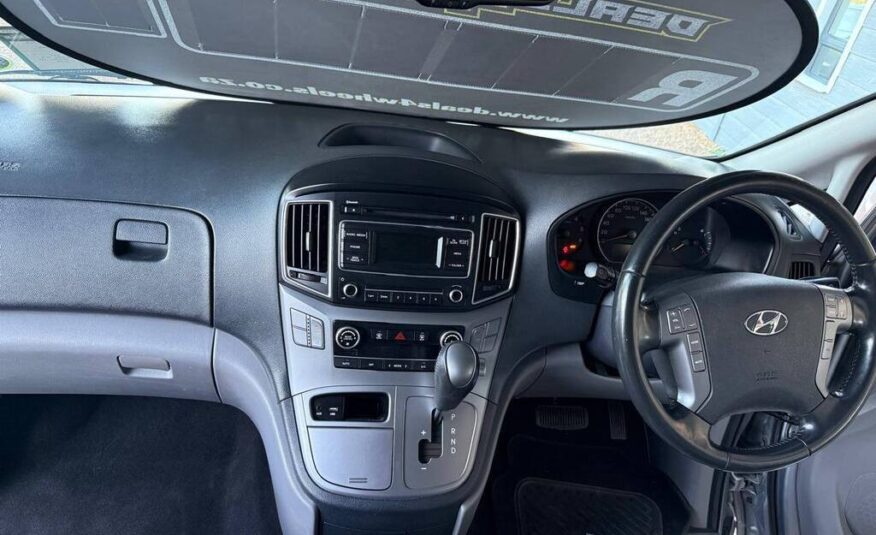 2017 HYUNDAI H-1 2.5 CRDI A/T/ 2.5 ELITE A/T