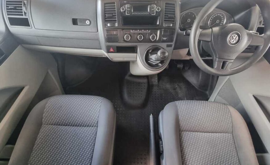 2013 VOLKSWAGEN T5 KOMBI 2.0 TDi (75KW) BASE (TRENDLINE)