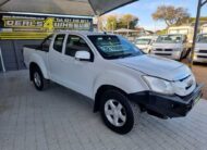 2014 ISUZU KB 250 D-TEQ LE P/U E/CAB