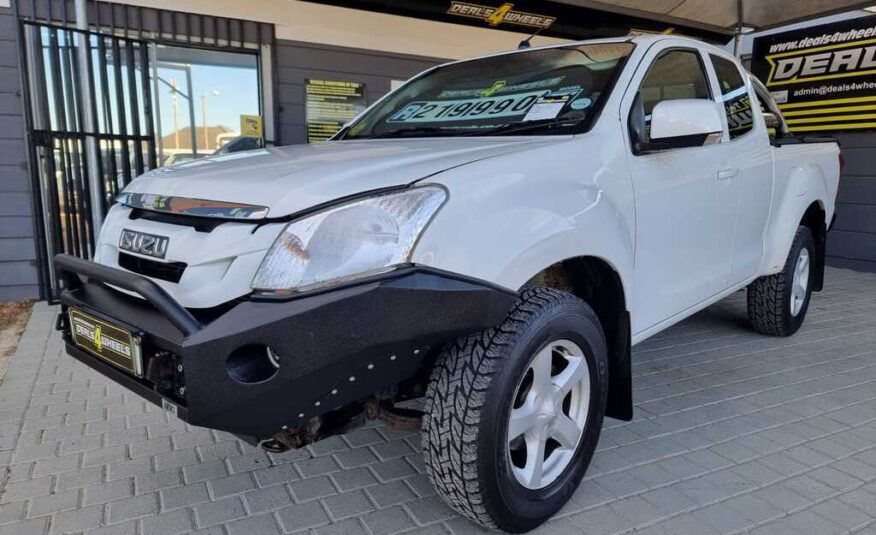 2014 ISUZU KB 250 D-TEQ LE P/U E/CAB