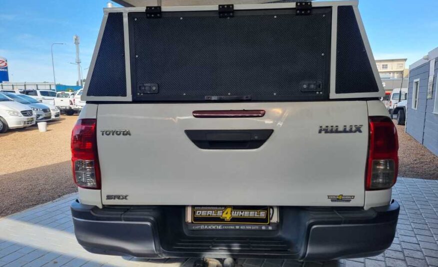 2017 TOYOTA HILUX 2.4 GD-6 RB SRX P/U D/C