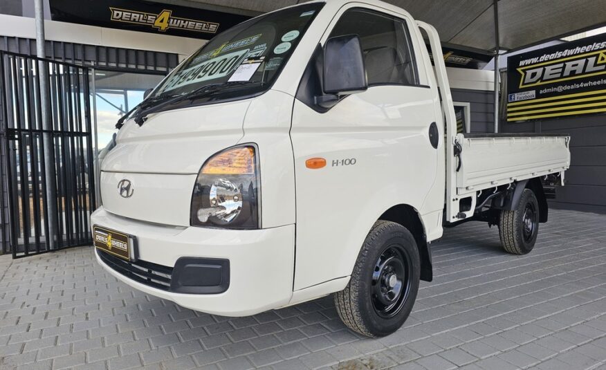 2017 HYUNDAI H100 2.6D F/C D/S