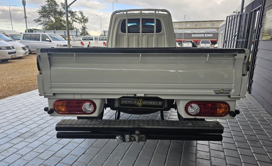 2017 HYUNDAI H100 2.6D F/C D/S