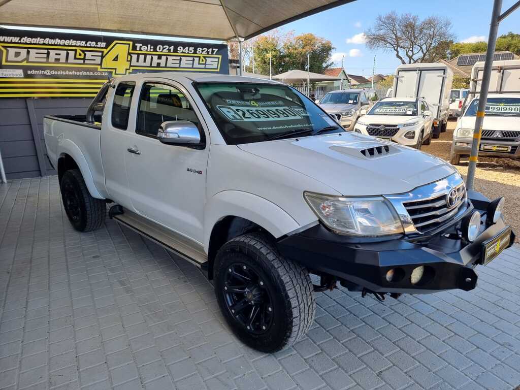 2013 TOYOTA HILUX 3.0D-4D RAIDER XTRA CAB P/U S/C