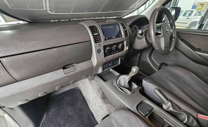 2011 NISSAN NAVARA 2.5 dCi  XE K/CAB P/U S/C