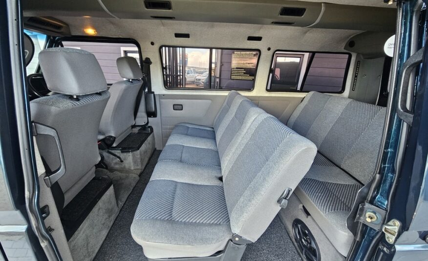1996 VOLKSWAGEN VOLKSIE BUS 2.3